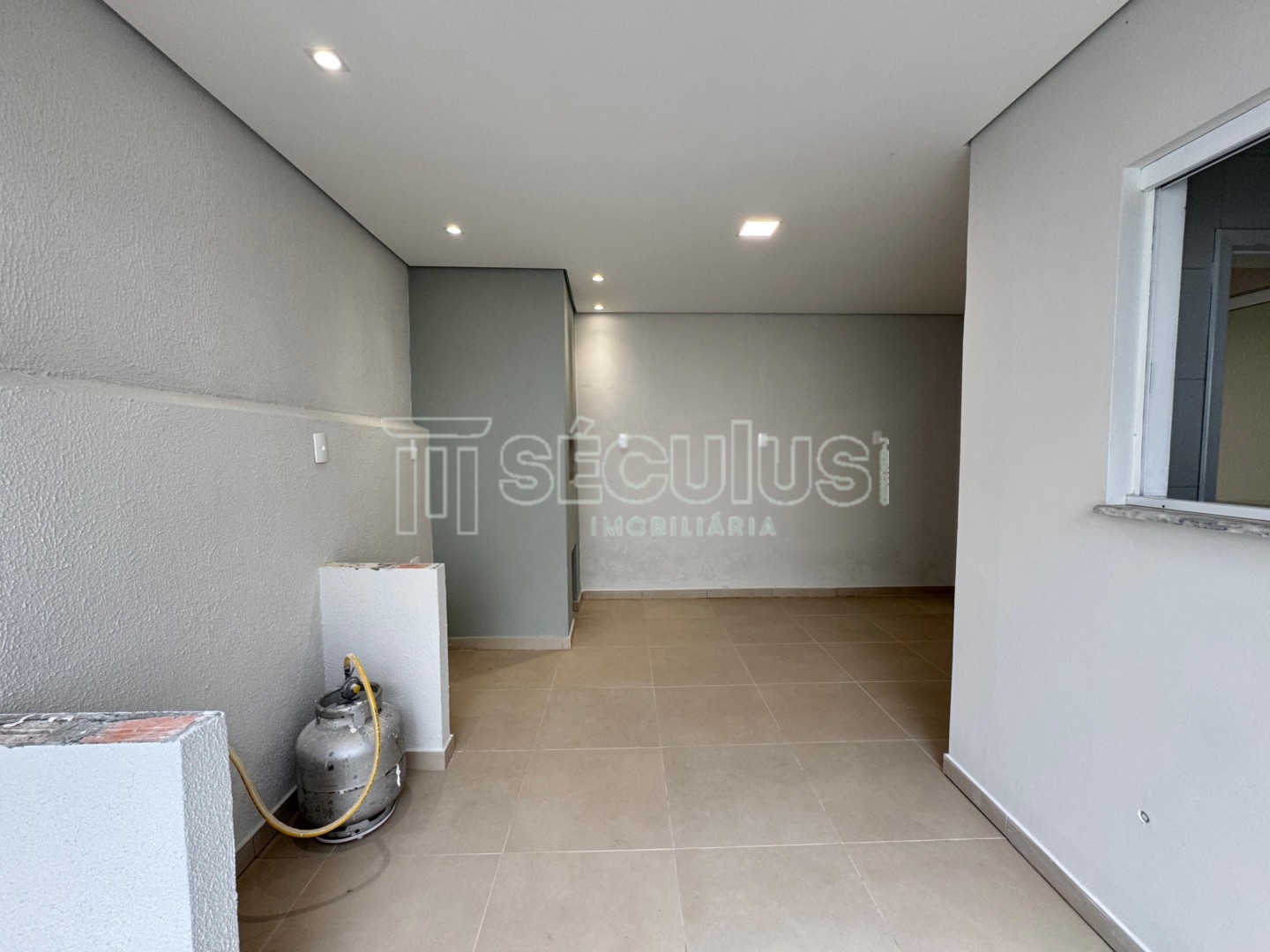 WhatsApp Image 2025-07-11 at 14.07.39 (2).jpeg