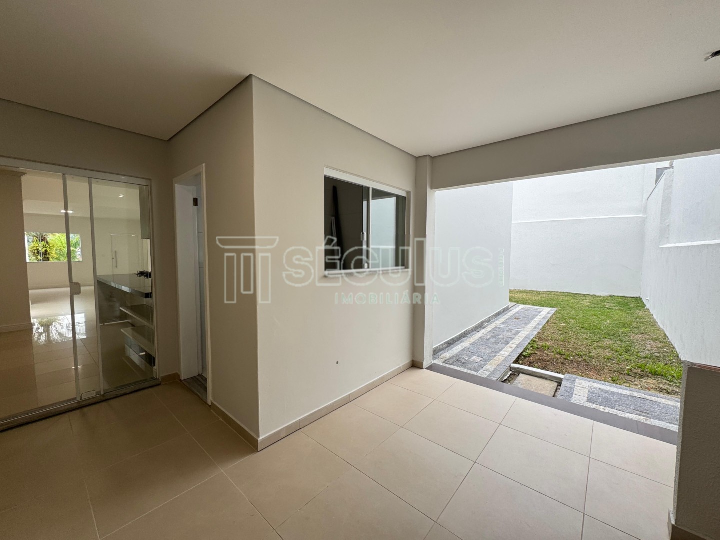 WhatsApp Image 2025-07-11 at 14.07.39 (4).jpeg