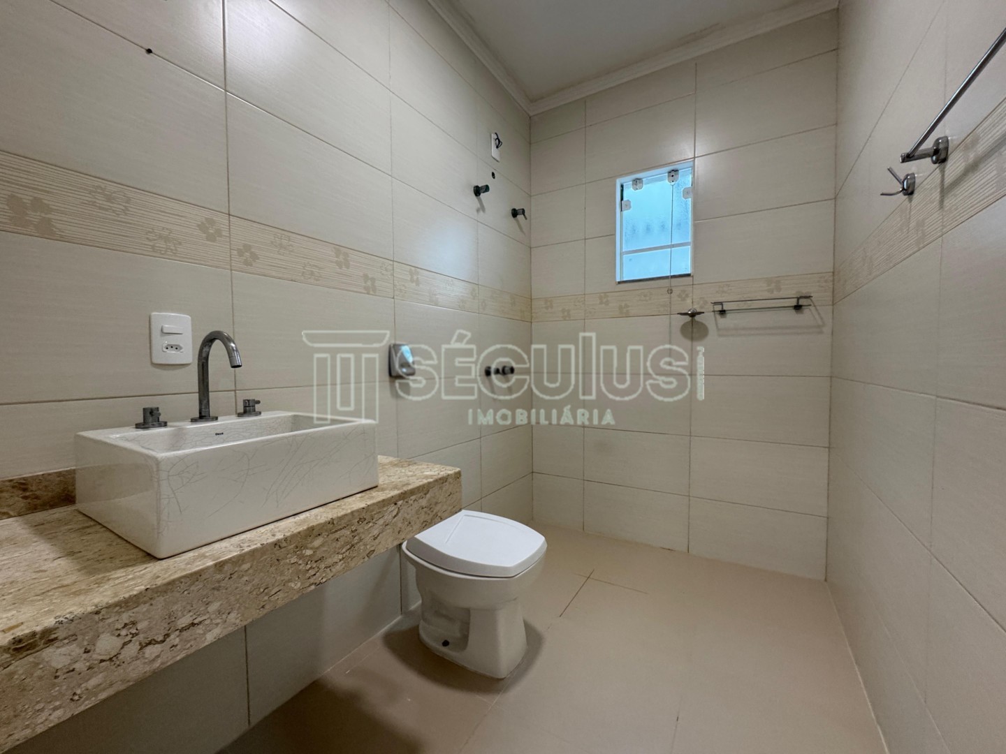 WhatsApp Image 2025-07-11 at 14.07.40 (9).jpeg