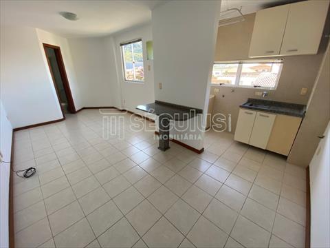 Apartamento para locacao no Vila Lalau em Jaragua do Sul com 38m² por R$ 1.666,66