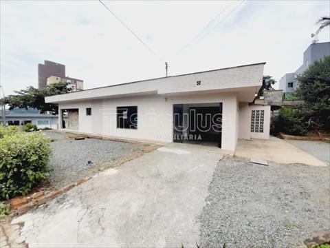 Casa Residencial para locacao no Vila Lenzi em Jaragua do Sul com 0m² por R$ 3.111,11