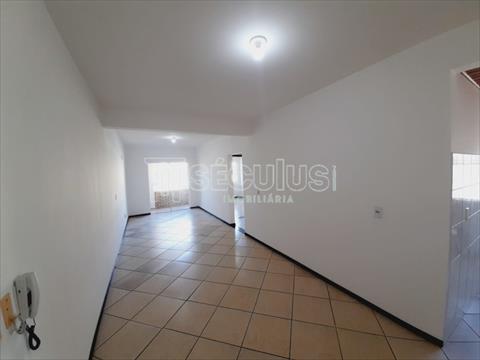 Apartamento para locacao no Centro em Jaragua do Sul com 0m² por R$ 1.944,44