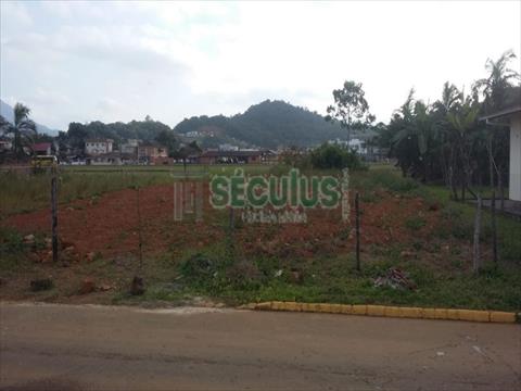 Terreno para venda no Avai em Guaramirim com 656m² por R$ 350.000,00