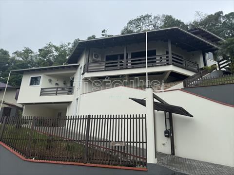 Casa Residencial para venda no Amizade em Jaragua do Sul com 758m² por R$ 1.290.000,00