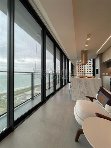 Apartamento para venda no Itacolomi em Balneário Piçarras com 132m² por R$ 2.294.920,11