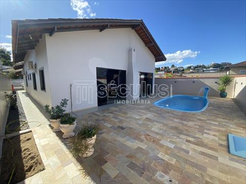 Casa Residencial para venda no Jaragua Esquerdo em Jaragua do Sul com 186m² por R$ 1.235.000,00