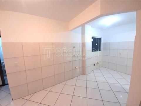 Apartamento para locacao no Centro em Jaragua do Sul com 0m² por R$ 2.111,11