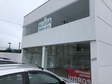 Cjto Comercial/sala para locacao no Nova Brasilia em Jaragua do Sul com 80m² por R$ 4.444,44