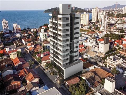 Apartamento para venda no Centro em Balneário Piçarras com 78m² por R$ 747.000,00