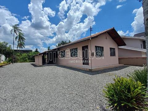 Casa Residencial para venda no Vila Lenzi em Jaragua do Sul com 576m² por R$ 899.000,00