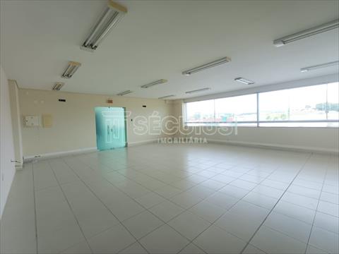 Sala Comercial para locacao no Centro em Jaragua do Sul com 80m² por R$ 2.555,55