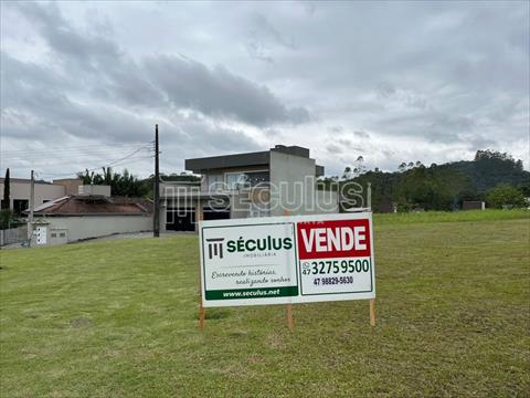 Terreno para venda no Jaragua 99 em Jaragua do Sul com 606m² por R$ 700.000,00