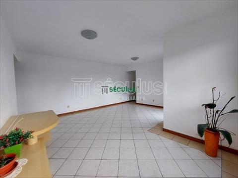 Apartamento para locacao no Centro em Jaragua do Sul com 95m² por R$ 3.111,11