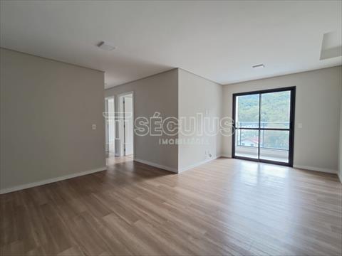 Apartamento para locacao no Amizade em Guaramirim com 0m² por R$ 2.888,88