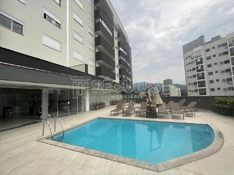 Apartamento para locacao no Centro em Jaragua do Sul com 0m² por R$ 6.166,66