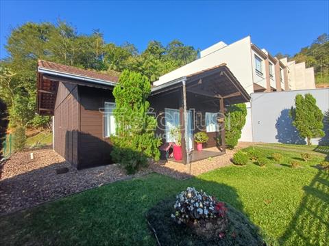 Casa Comercial para locacao no Barra do Rio Molha em Jaragua do Sul com 0m² por R$ 3.222,22