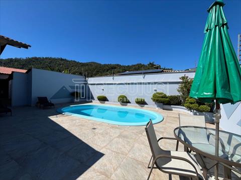 Casa Residencial para venda no Vila Nova em Jaragua do Sul com 353m² por R$ 2.300.000,00