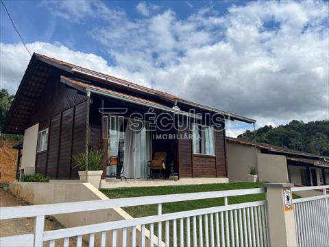 Casa Residencial para venda no Estrada Nova em Jaragua do Sul com 341m² por R$ 450.000,00