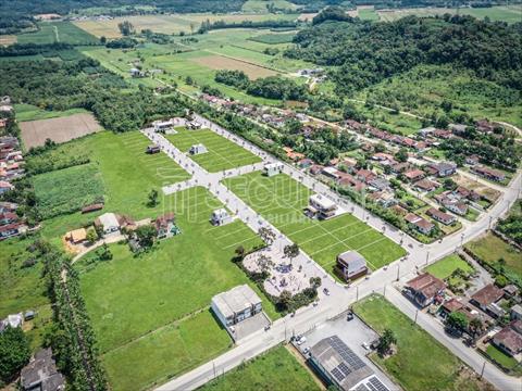 Terreno para venda no Centro Norte em Schroeder com 330m² por R$ 194.000,00