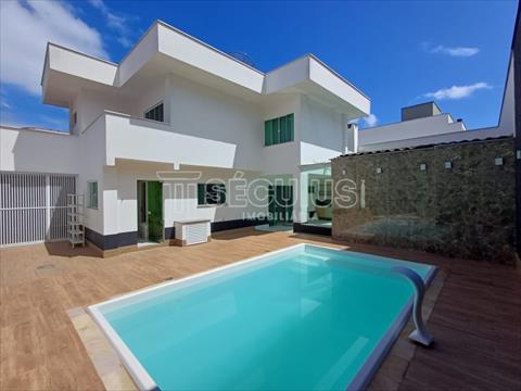 Casa Residencial para venda no Vila Baependi em Jaragua do Sul com 300m² por R$ 1.750.000,00