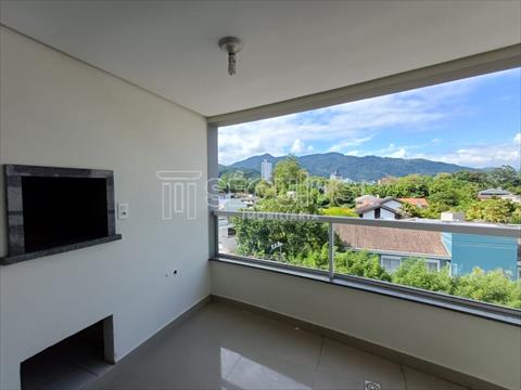 Apartamento para locacao no Centro em Jaragua do Sul com 119m² por R$ 3.111,11