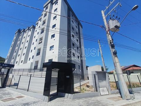 Apartamento para locacao no Imigrantes em Guaramirim com 0m² por R$ 2.100,00