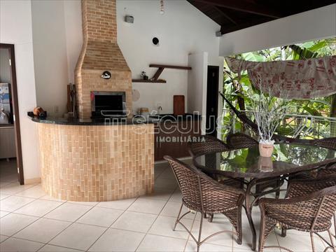 Casa Residencial para venda no Ilha da Figueira em Jaragua do Sul com 551m² por R$ 800.000,00