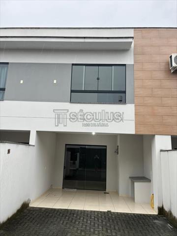 Casa Residencial para locacao no Bananal do Sul em Guaramirim com 0m² por R$ 2.000,00