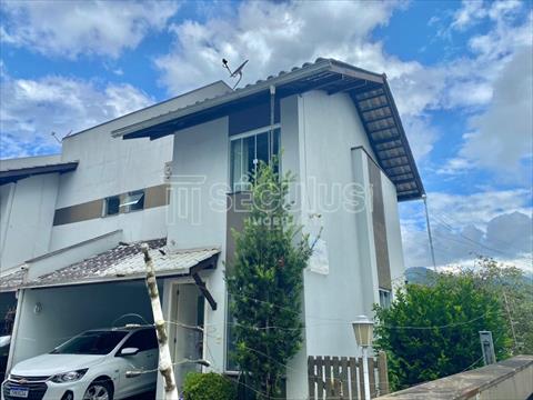 Casa Residencial para venda no Tifa Martins em Jaragua do Sul com 91m² por R$ 515.000,00