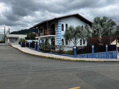 Casa Residencial para venda no Estrada Nova em Jaragua do Sul com 312m² por R$ 1.200.000,00