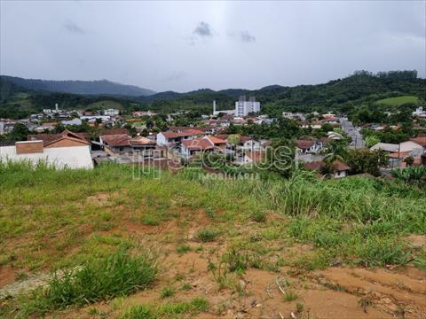 Terreno para venda no Barra do Rio Cerro em Jaragua do Sul com 1,066m² por R$ 400.000,00
