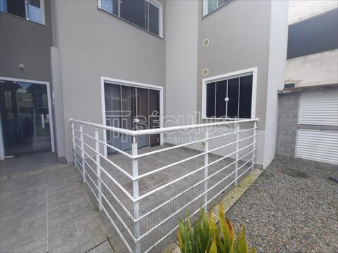 Apartamento para locacao no Vieira em Jaragua do Sul com 0m² por R$ 2.666,66