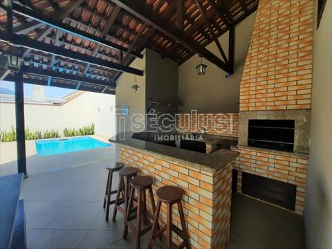 Casa Residencial para locacao no Vila Lenzi em Jaragua do Sul com 406m² por R$ 5.555,55