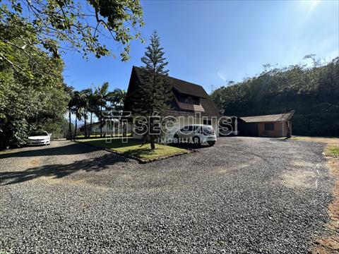 Casa Residencial para venda no Centro em Schroeder com 0m² por R$ 1.200.000,00