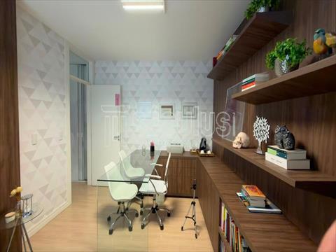 Cjto Comercial/sala para venda no Centro em Jaragua do Sul com 0m² por R$ 370.000,00