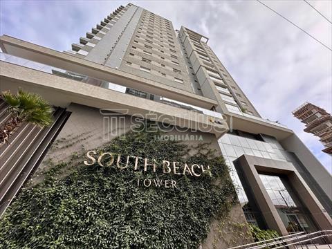 Apartamento para venda no Itacolomi em Balneário Piçarras com 0m² por R$ 2.500.000,00