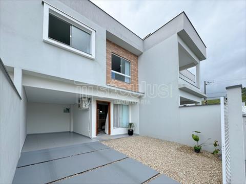 Casa Residencial para venda no Tres Rios do Norte em Jaragua do Sul com 0m² por R$ 660.000,00