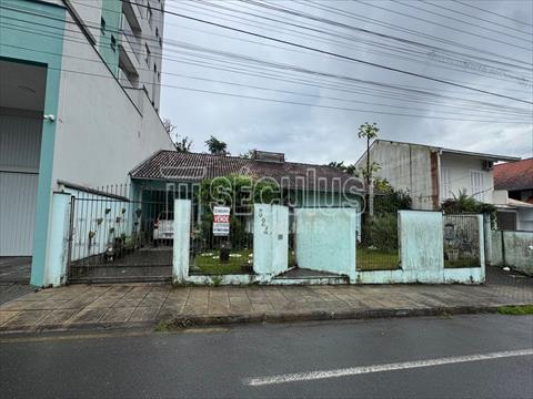 Casa Residencial para venda no Barra do Rio Cerro em Jaragua do Sul com 0m² por R$ 975.000,00