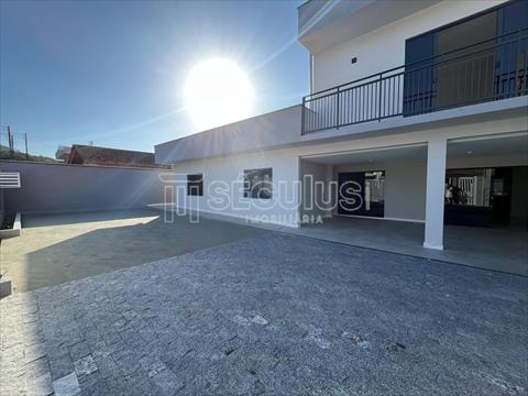 Casa Residencial para venda no Sao Luis em Jaragua do Sul com 0m² por R$ 1.100.000,00