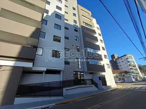 Apartamento para locacao no Jaragua Esquerdo em Jaragua do Sul com 75m² por R$ 2.500,00