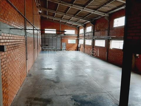 Barracão/galpão para locacao no Jaragua Esquerdo em Jaragua do Sul com 330m² por R$ 8.333,33
