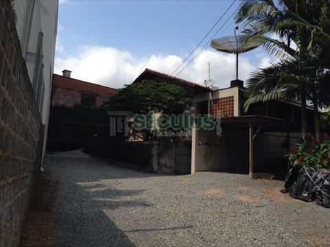 Casa Residencial para venda no Centro em Jaragua do Sul com 1,061m² por R$ 950.000,00