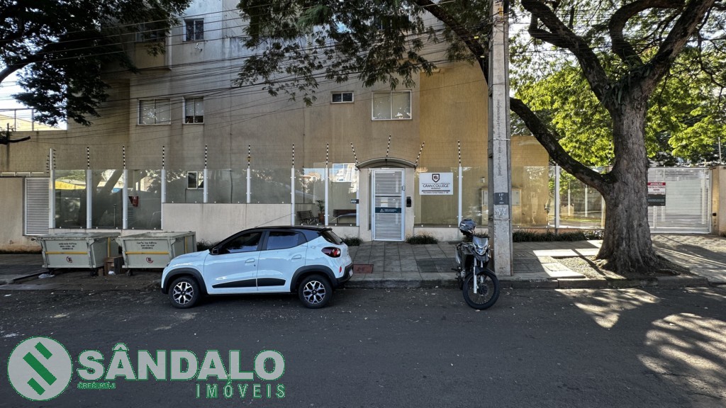 Apartamento para locacao no Vila Santo Antonio em Maringa com 0m² por R$ 1.430,00
