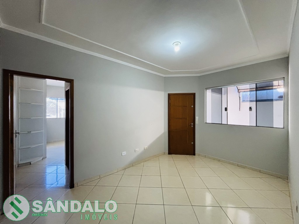 Casa para locacao no Conjunto Residencial Branca Vieira em Maringa com 152m² por R$ 2.530,00
