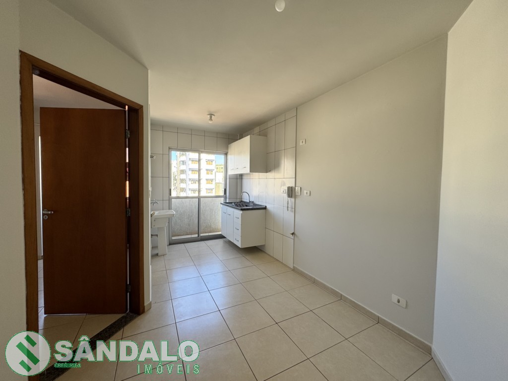 Apartamento para alugar em Zona 07, Maringá — Portal Chave Fácil