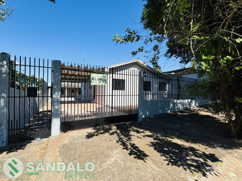Casa para locacao no Conjunto Residencial Rodolpho Berna em Maringa com 324m² por R$ 1.320,00