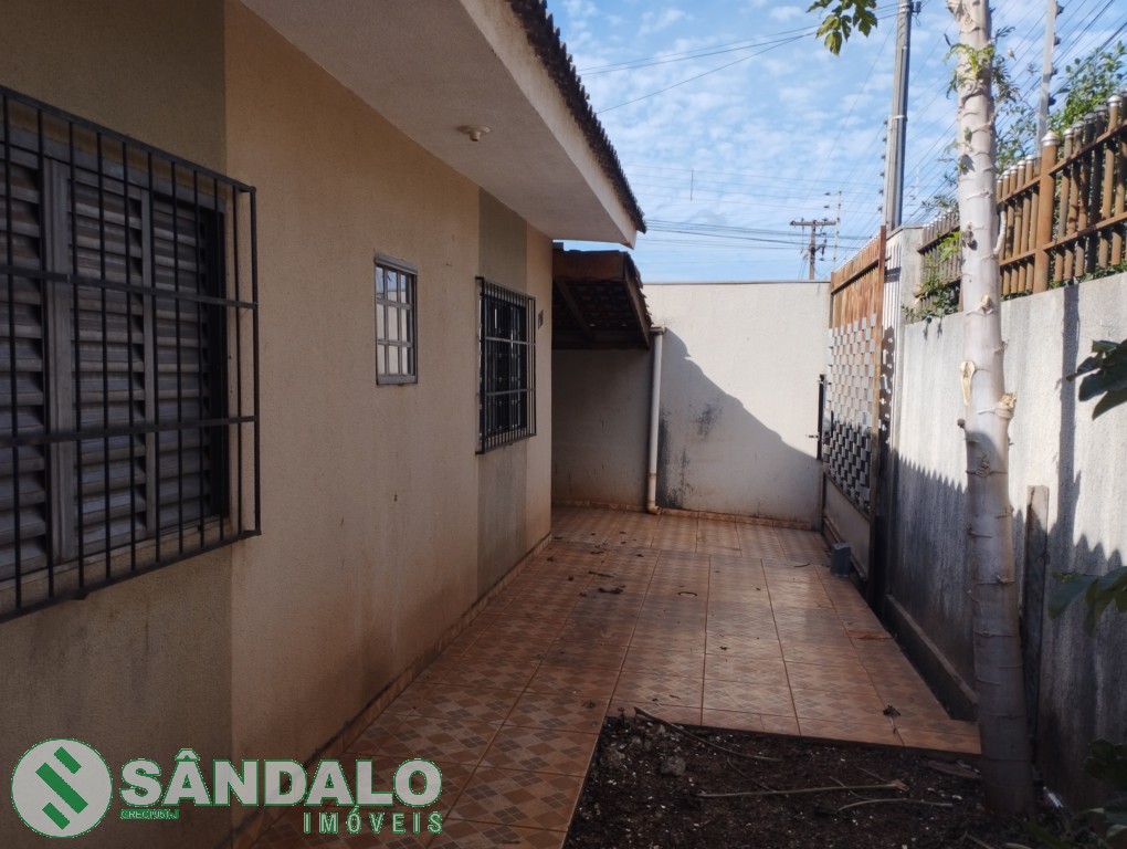 Casa para locacao no Jardim Universal em Sarandi com 125m² por R$ 1.210,00
