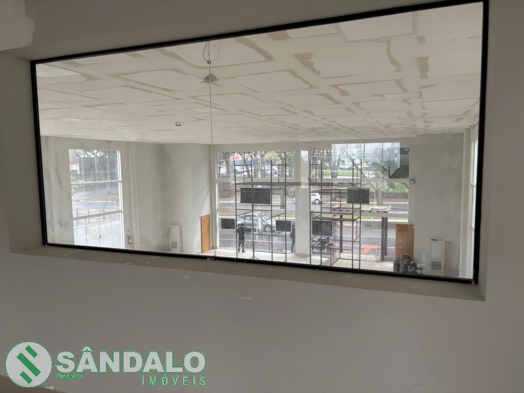 Salão Comercial para locacao no Zona 04 em Maringa com 800m² por R$ 24.200,00