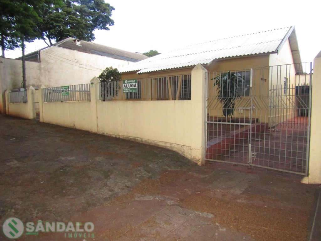 Casa para locacao no Zona 02 em Maringa com 601m² por R$ 1.650,00