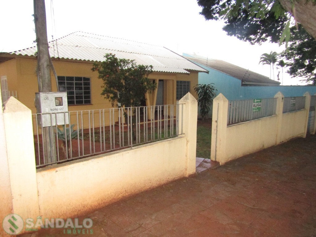 Casa para locacao no Zona 02 em Maringa com 601m² por R$ 1.650,00
